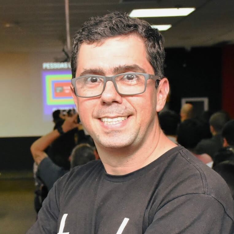 Adriano Oliveira